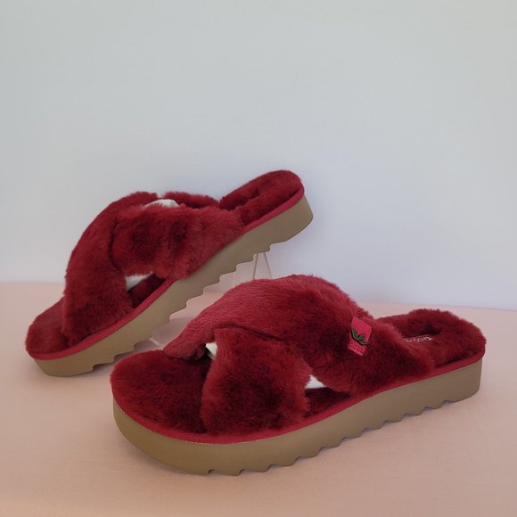 KOOLABURRA BY UGG Women’s Fuzz-It Faux-Fur Slipper Sandals-Berry color. Size 9M⭐ - Picture 6 of 15